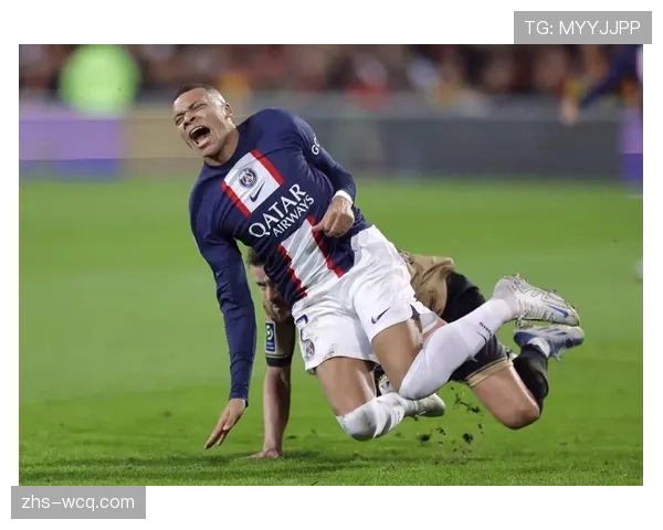 巴黎圣日耳曼3-1逆转击败朗斯，下半场连入三球
